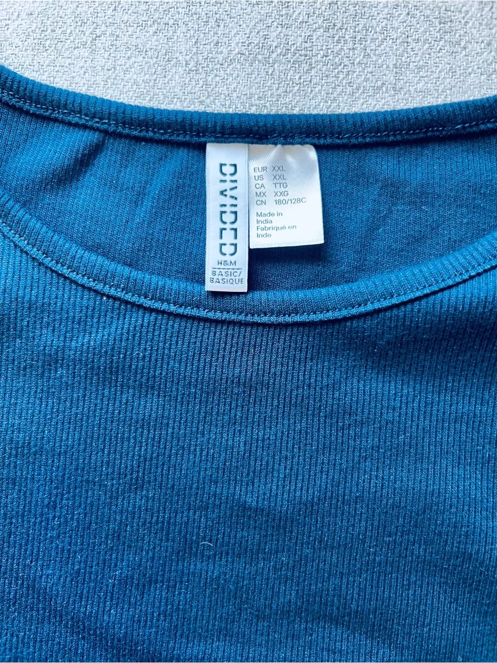 H&M Ribbed Crewneck Tee - Picture 2 of 4